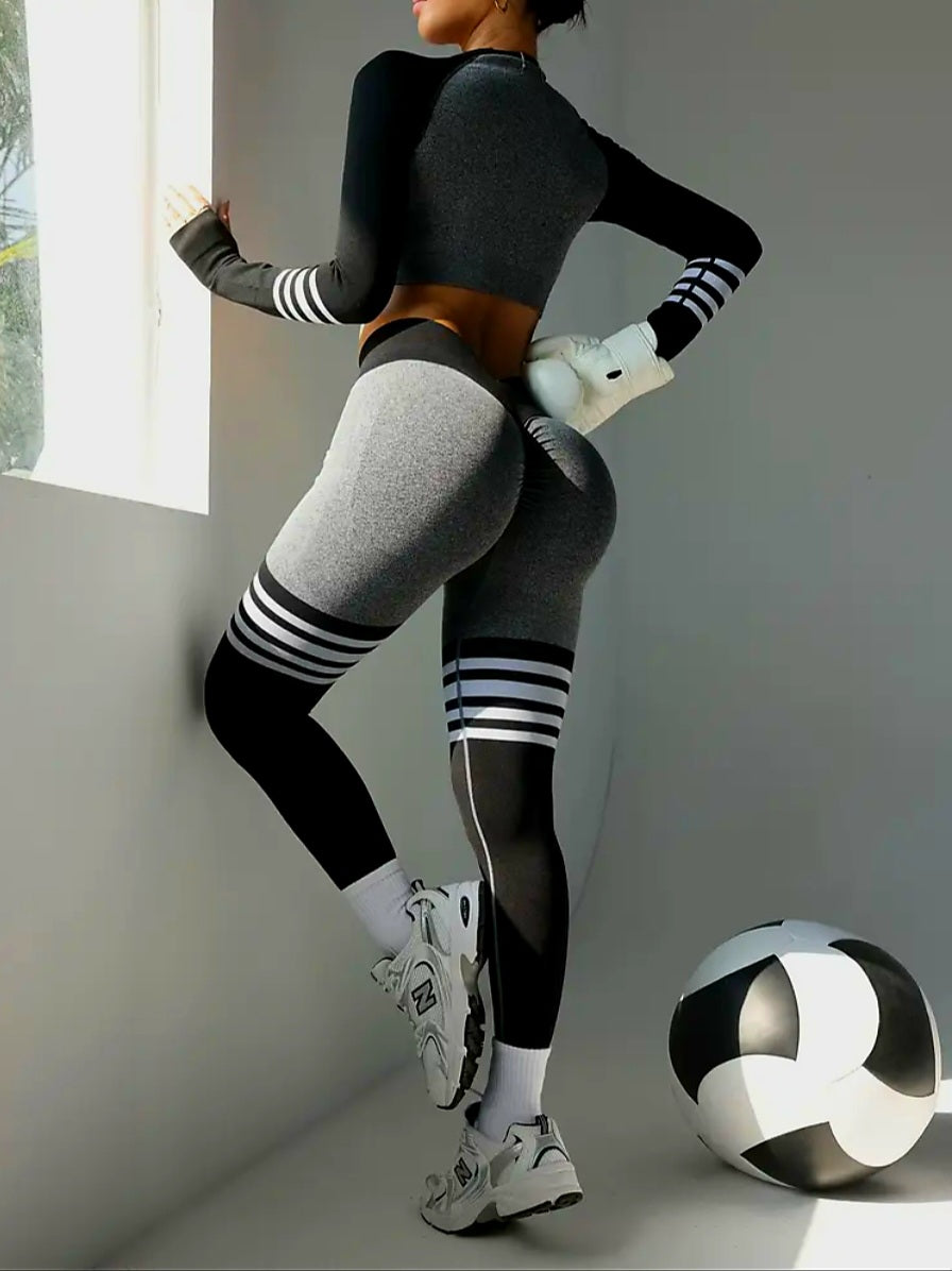 JerZarie Women's Gym Set in Hemp and black with white starred logo