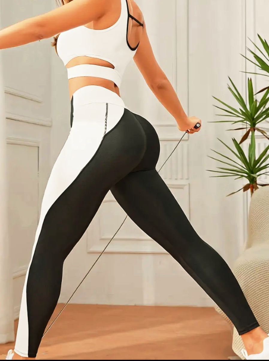 JerZarie Women's Gym Set in Black/white with black/white starred and classic logo