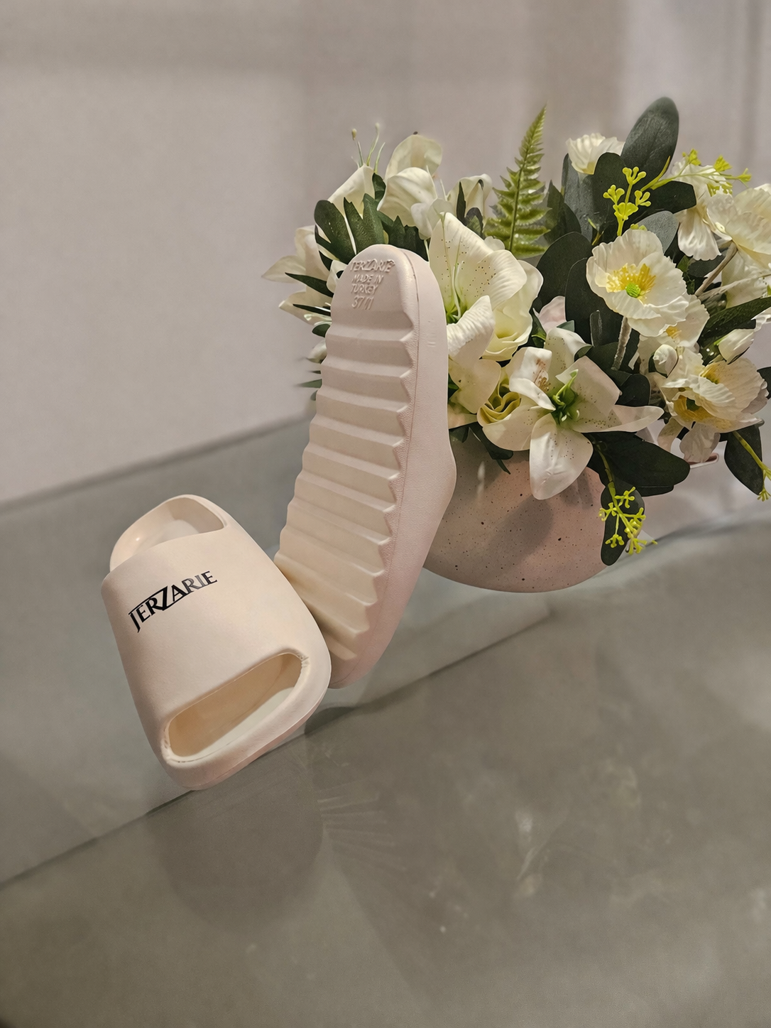 JerZarie Unisex Slide in White with black classic logo