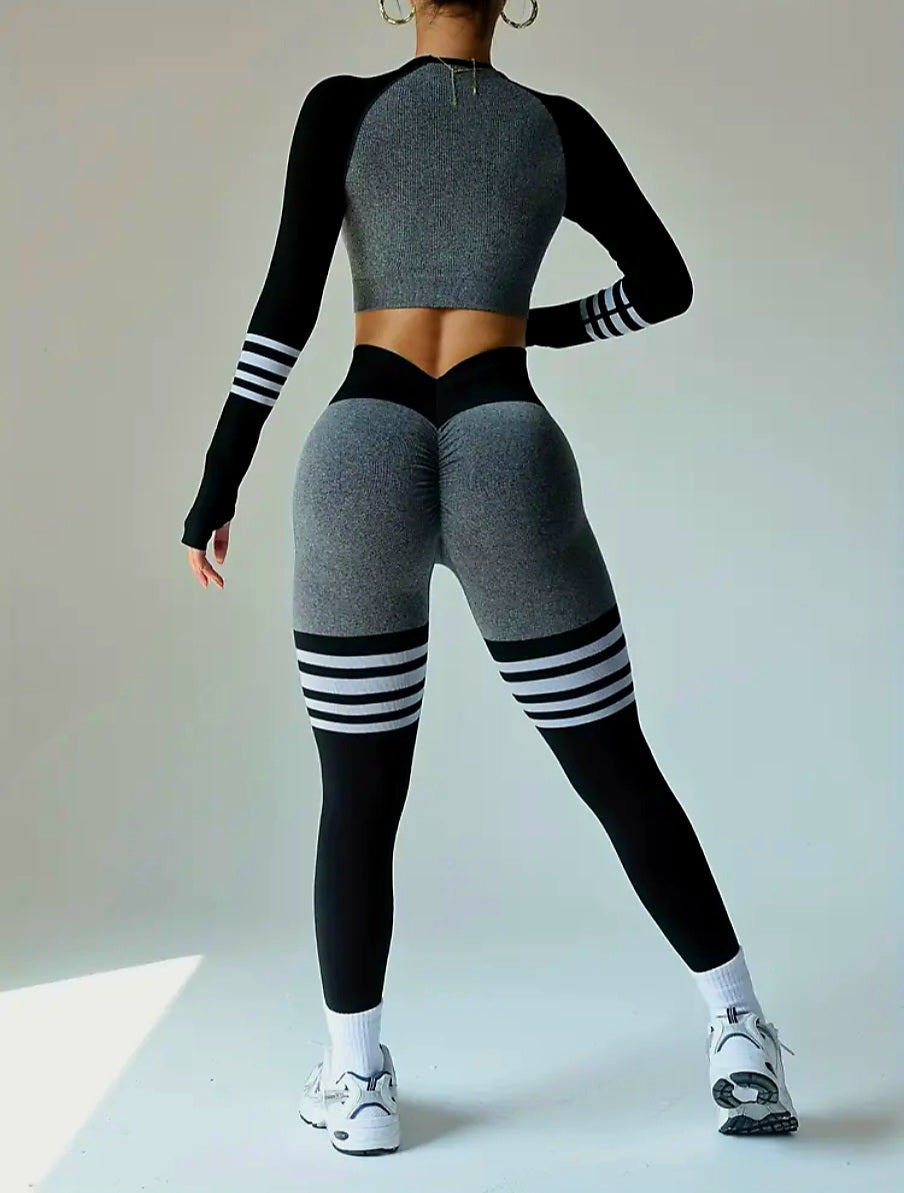 JerZarie Women's Gym Set in Hemp and black with white starred logo