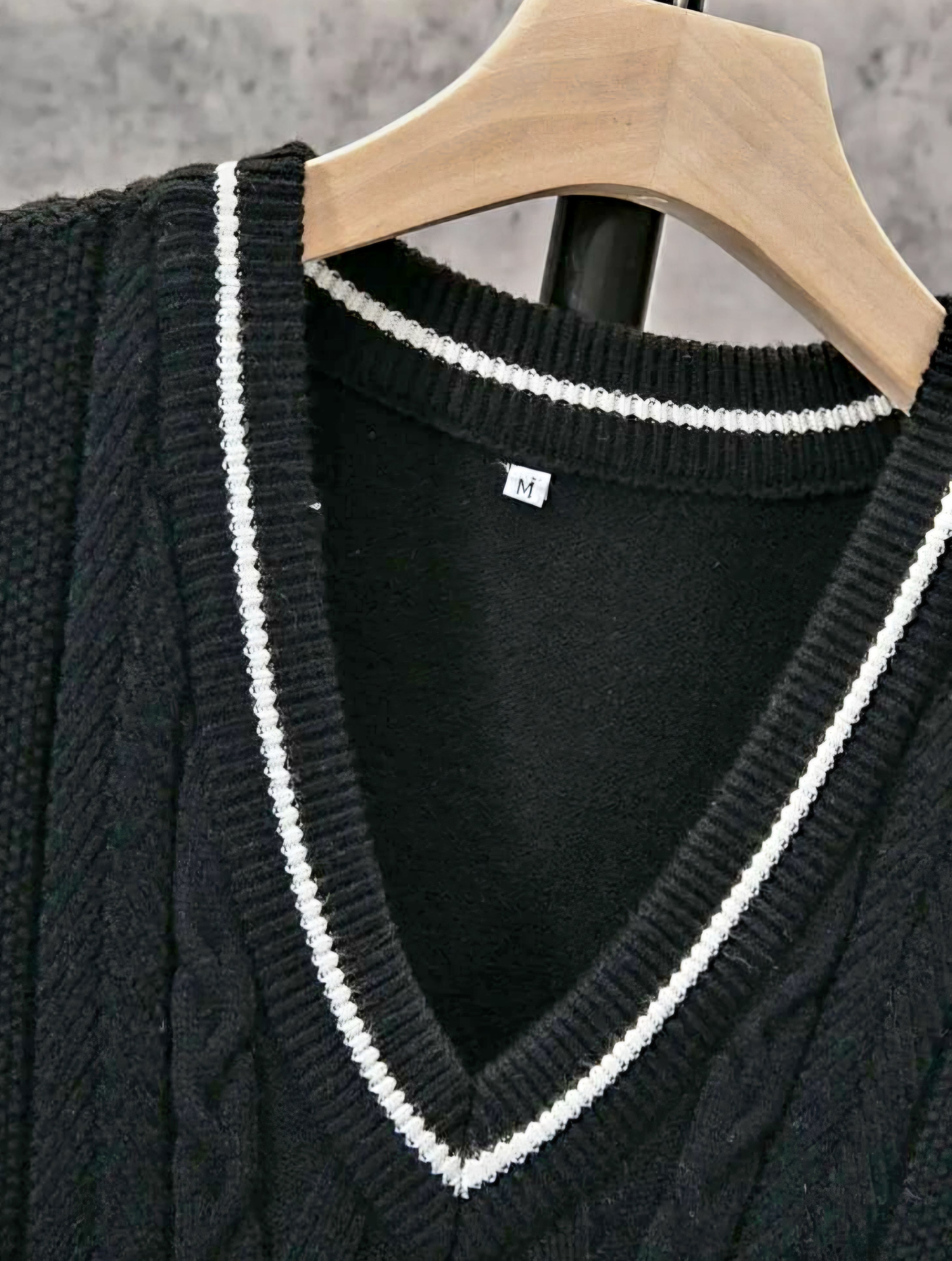 JerZarie Men's Sleeveless jumper in black with white starred logo